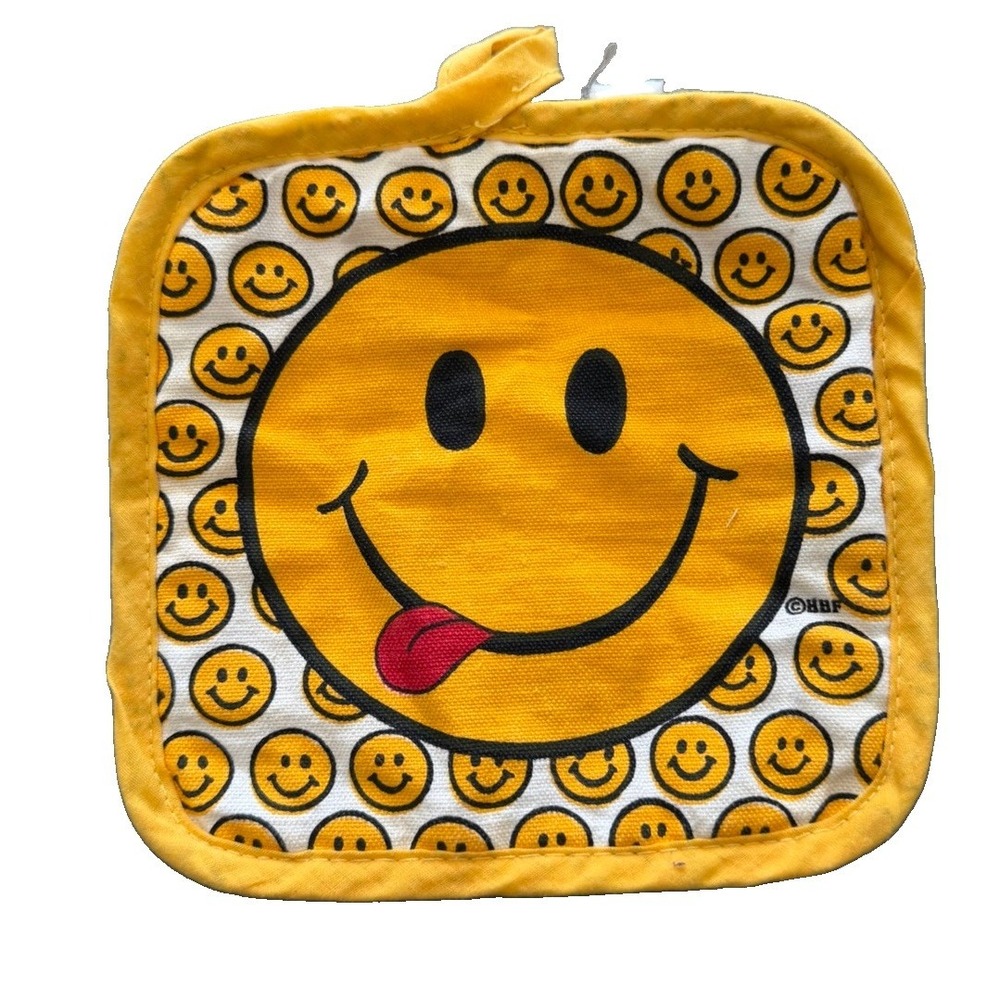Vintage Smiley Face Potholder Yellow Tongue Out Happy Face Kitchen Y2K